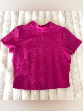 Olsenboye Mock Neck Short Sleeve Crop Top